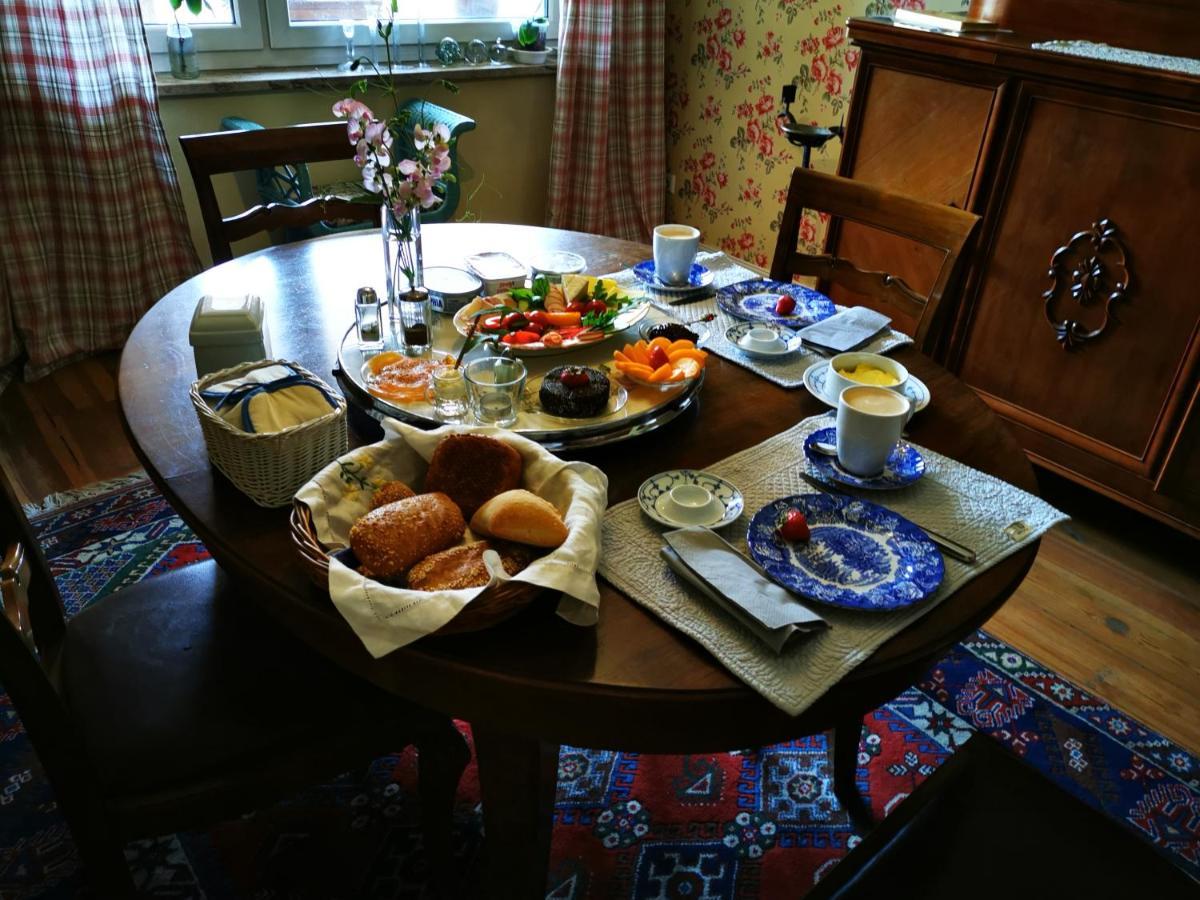 Am Lindenplatz Bed and Breakfast Crinitz Eksteriør billede